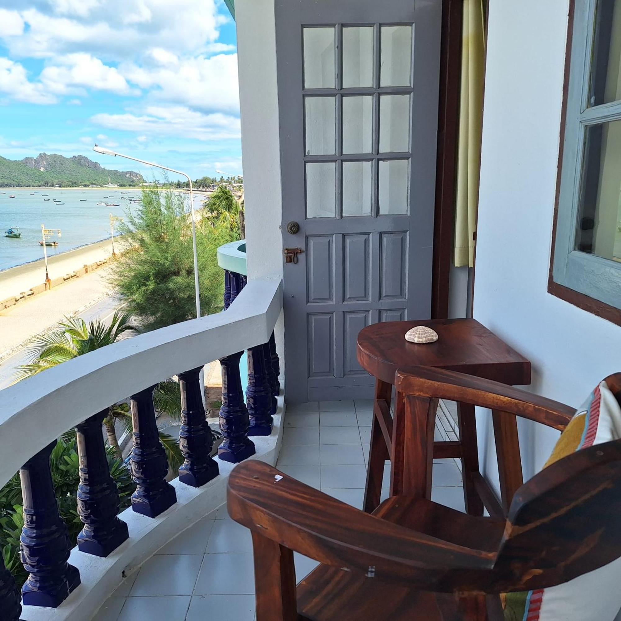 Jungle Cafe And Guesthouse Prachuap Khiri Khan Exterior foto